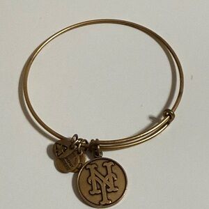 Alex and Ani MLB NY Mets Charm Bracelet
